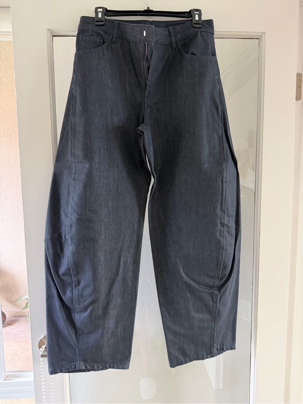 Woman's Zara Dark Barrel Jeans